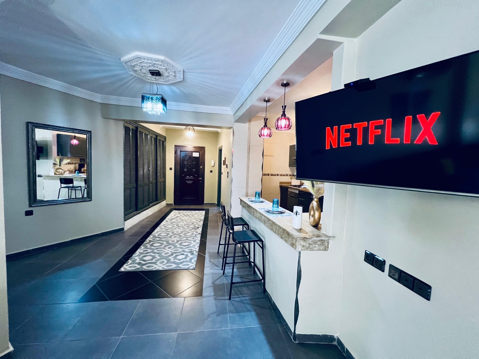 Apartment 60