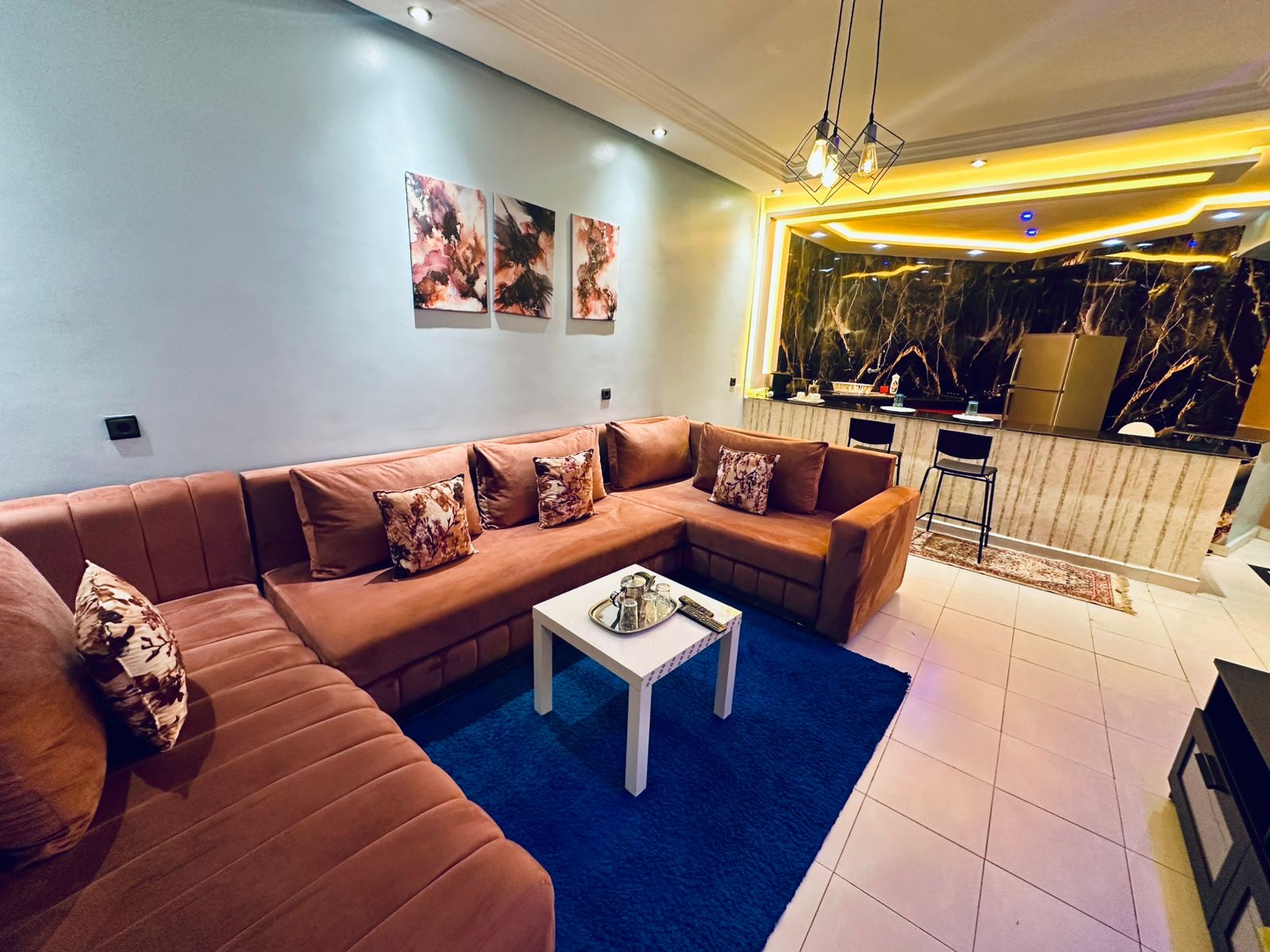 Apartment 193